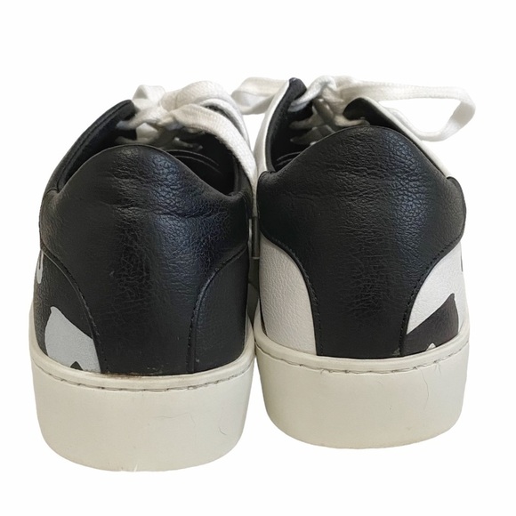 SCOLOCO BY CELIA WIDEMANN ARTELOCO BLACK WHITE GRAPHIC UNISEX LACE UP SNEAKERS - Picture 3 of 12